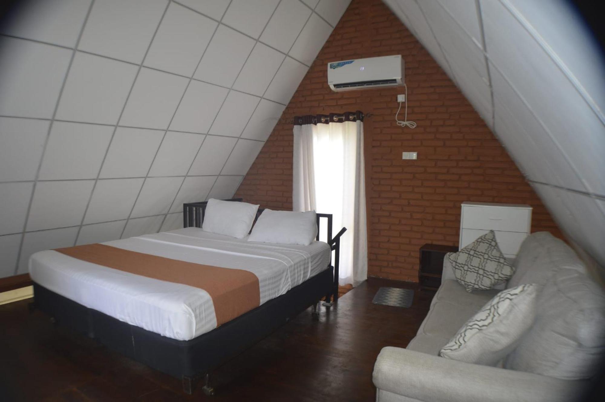 Ciel Star Anuradhapura Hotel Buitenkant foto