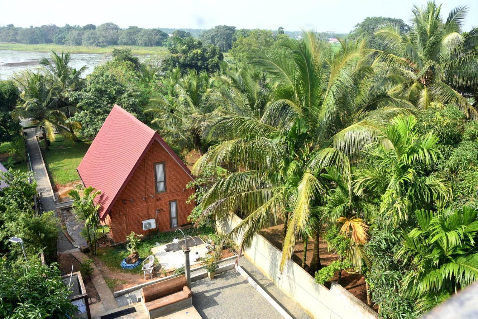Ciel Star Anuradhapura Hotel Buitenkant foto