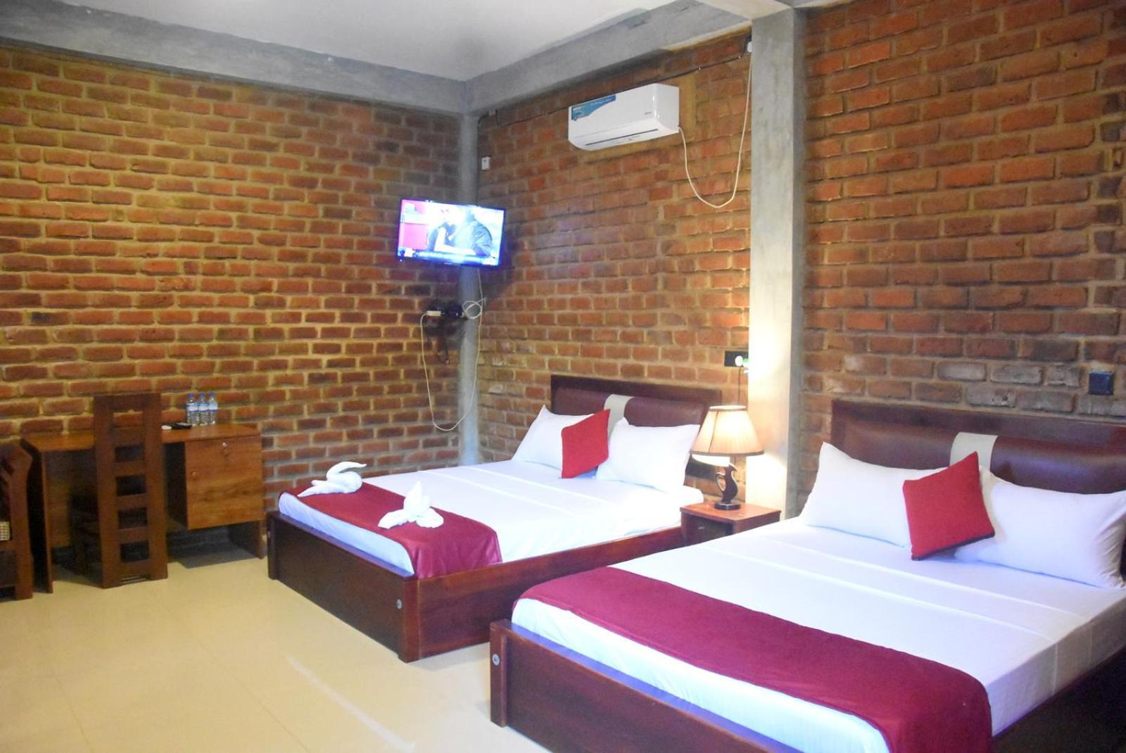 Ciel Star Anuradhapura Hotel Buitenkant foto