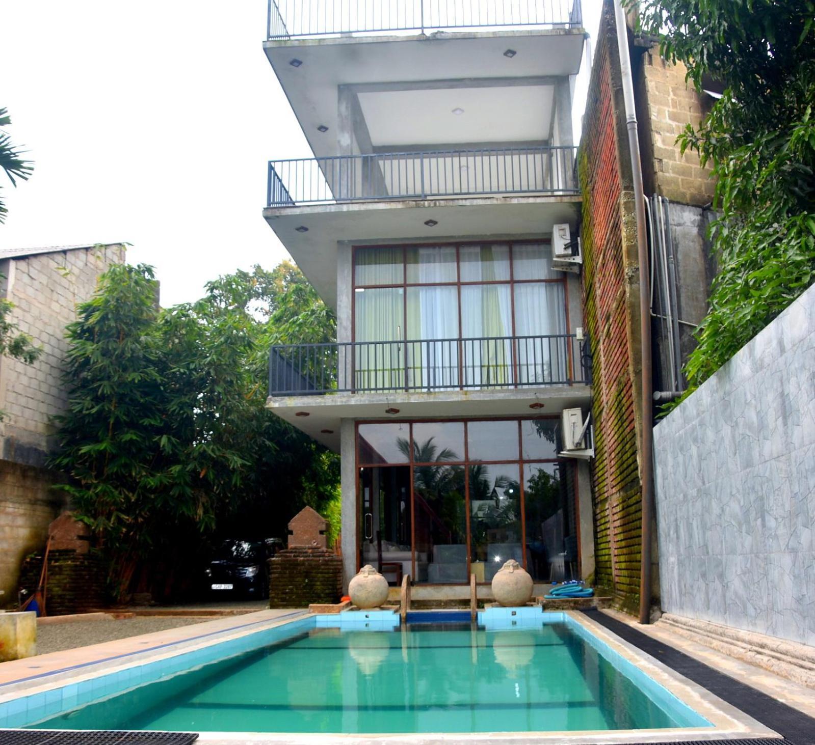 Ciel Star Anuradhapura Hotel Buitenkant foto