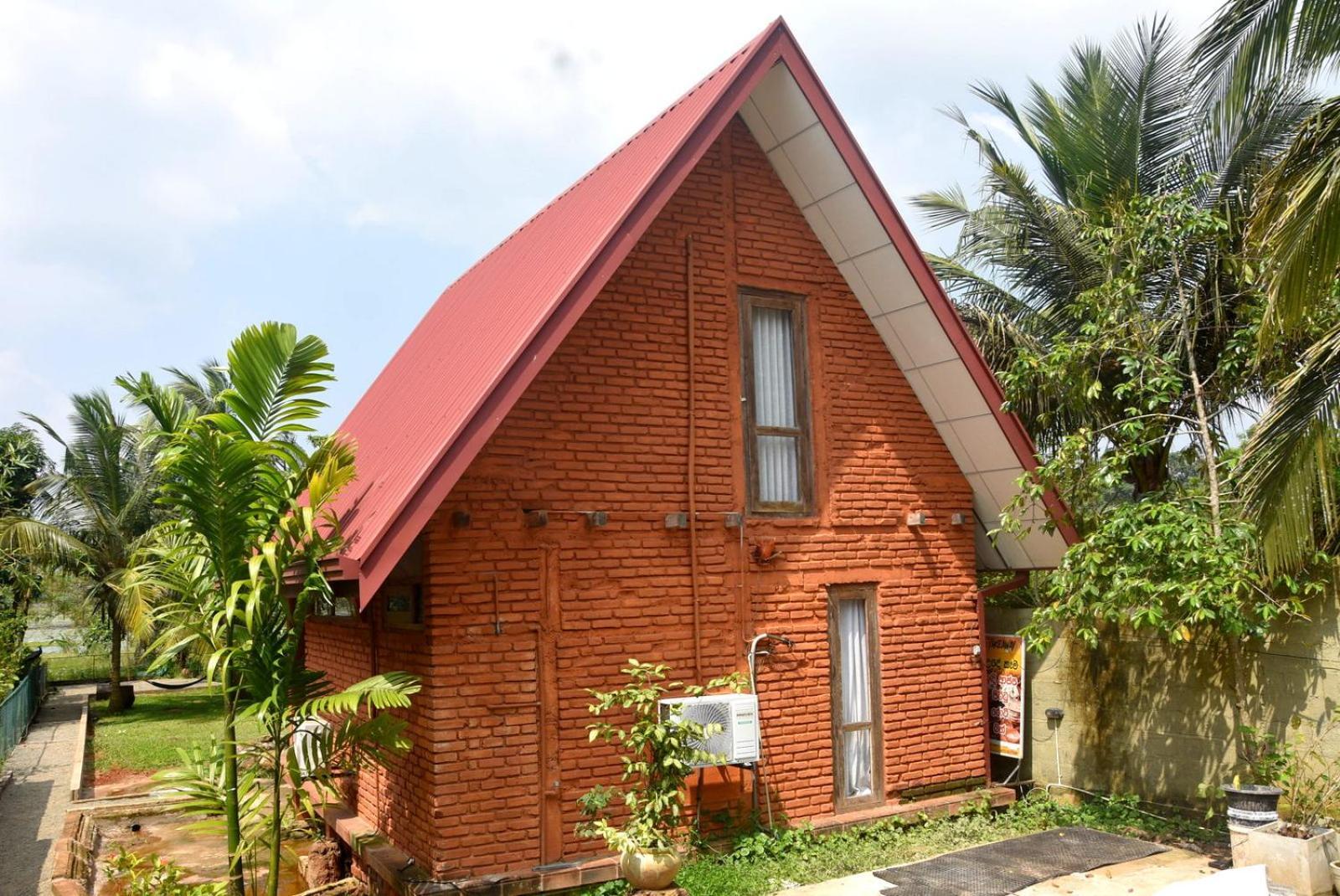 Ciel Star Anuradhapura Hotel Buitenkant foto