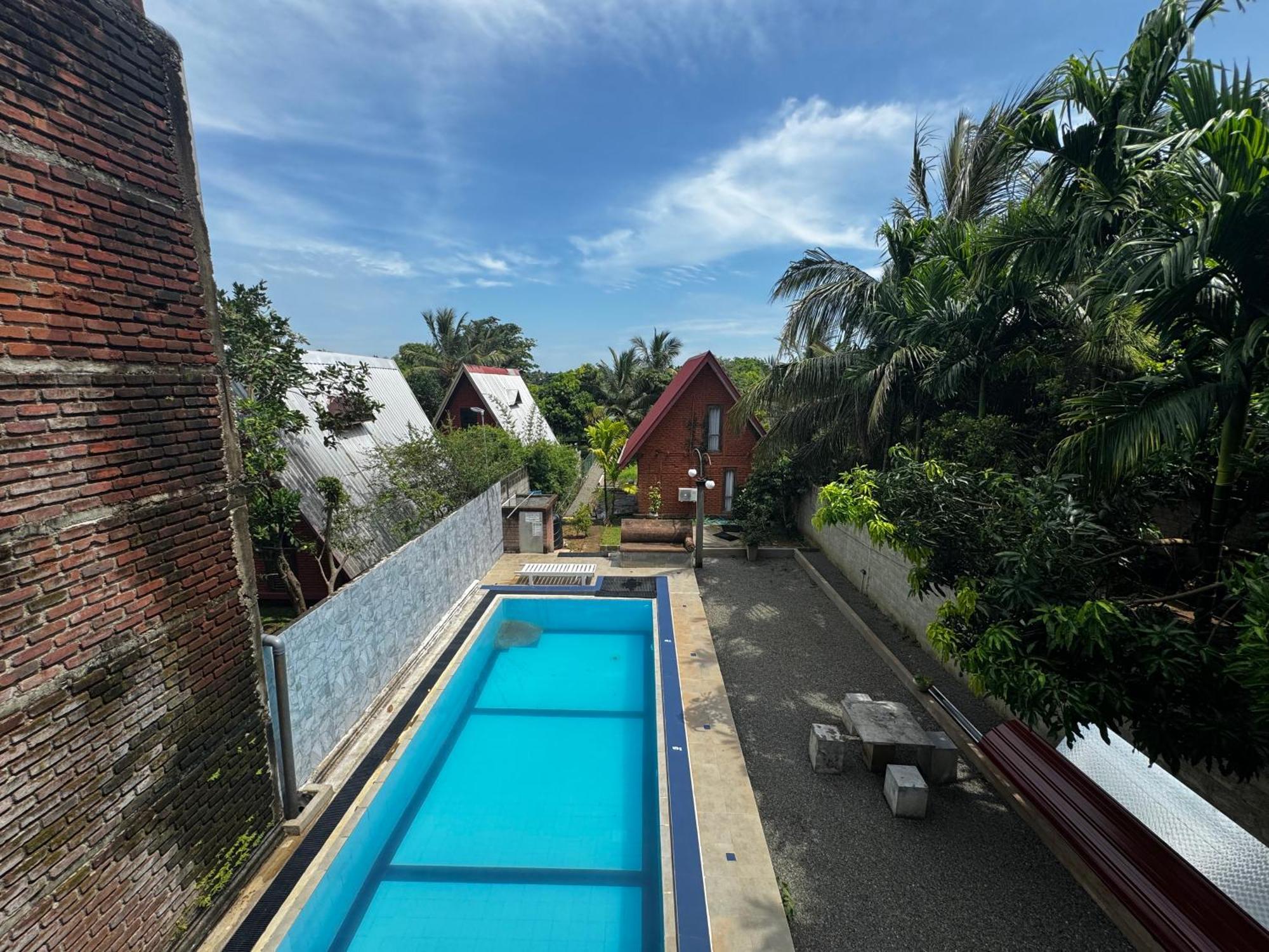 Ciel Star Anuradhapura Hotel Buitenkant foto